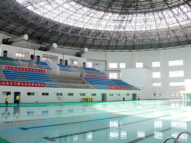 广东惠州市游泳馆网架